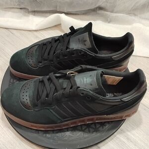 NEW Adidas Handball Top RM Black Suede Leather Dark Gum Sole Sneaker SIZE 8 M 9W